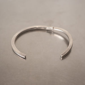 esperanto Arrow Bangle