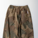 BACK SATIN CAMO EASY PANTS