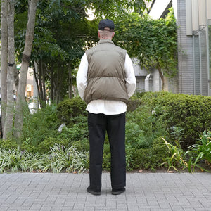 NANGA×MANUAL ALPHABET EXPLORER DOWN VEST