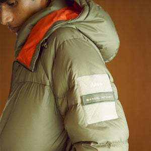 NANGA×MANUAL ALPHABET EXPLORER DOWN JACKET